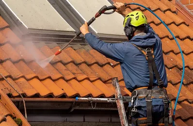 Démoussage et hydrofuge de toiture à Change